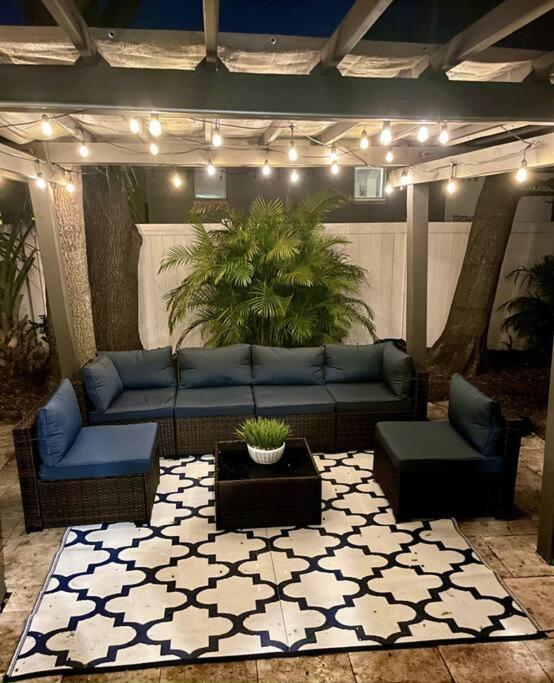 Cozy Sanctuary Minutes From The Bay And Beaches Tampa Extérieur photo